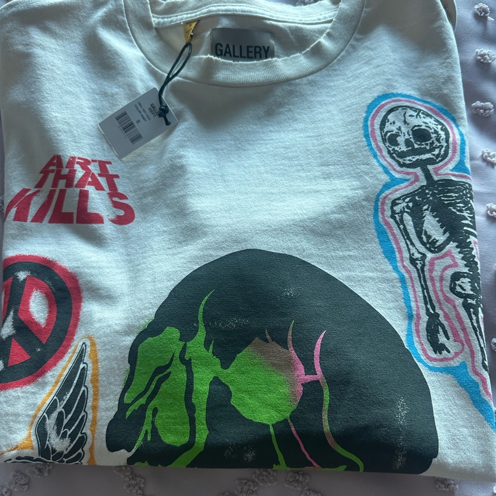 Brand new Gallery Dept Tshirt size S